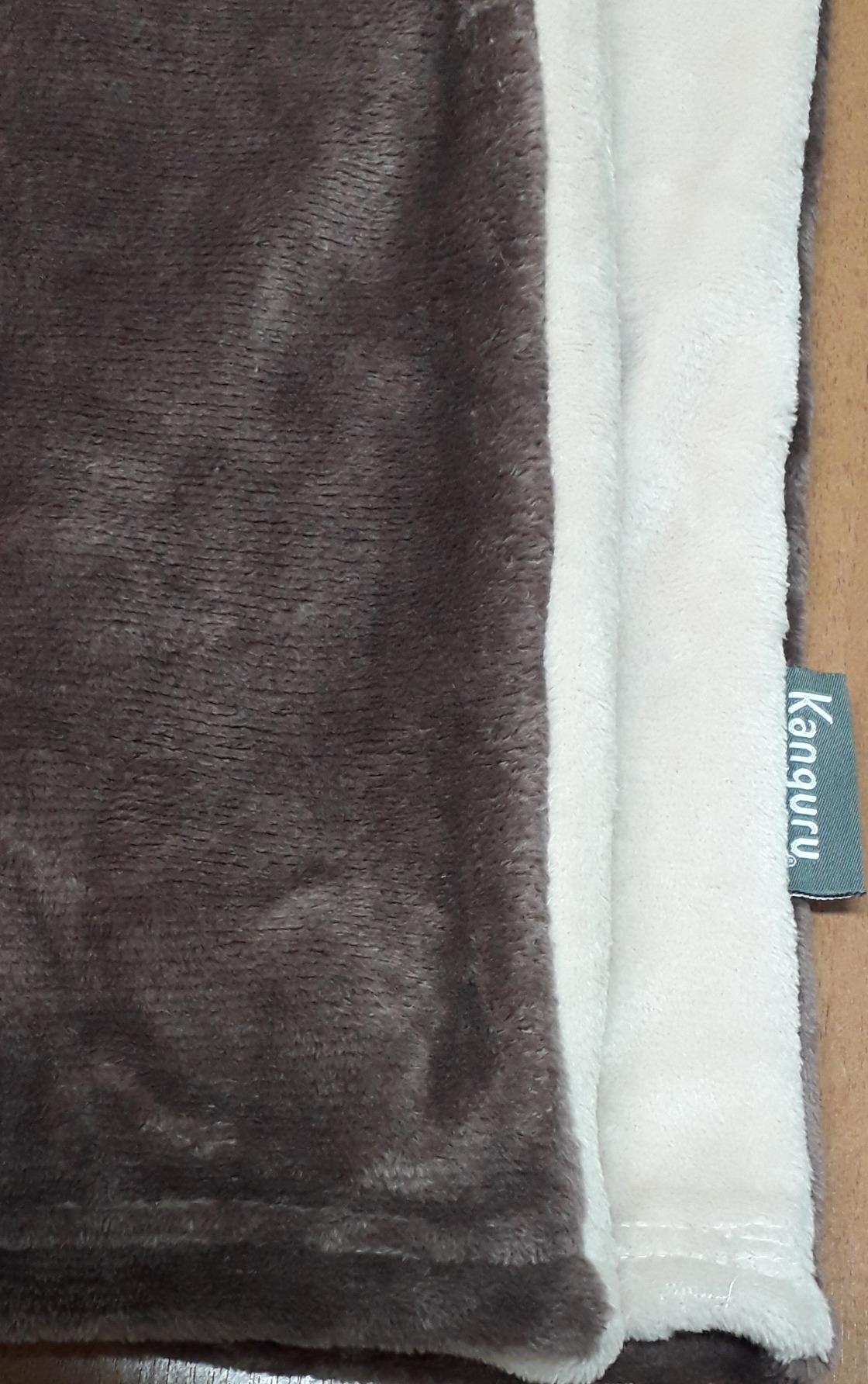 Kanguru Momonga coperta indossabile pile rosa 120x120 cm