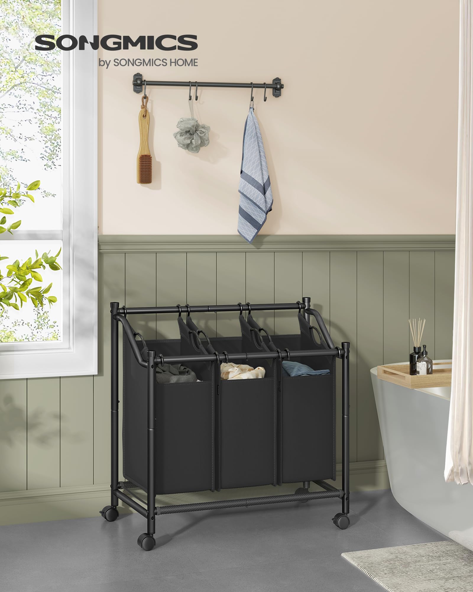 Songmics RLS102B01 carrello portabiancheria 3x45L nero con ruote