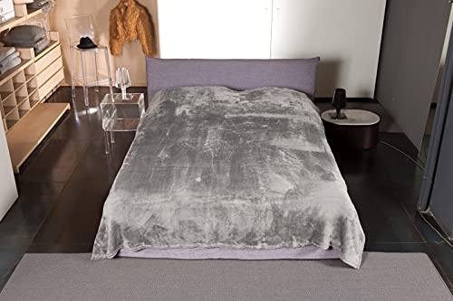 Kanguru Fluffi plaid matrimoniale 230x230 cm grigio caldo