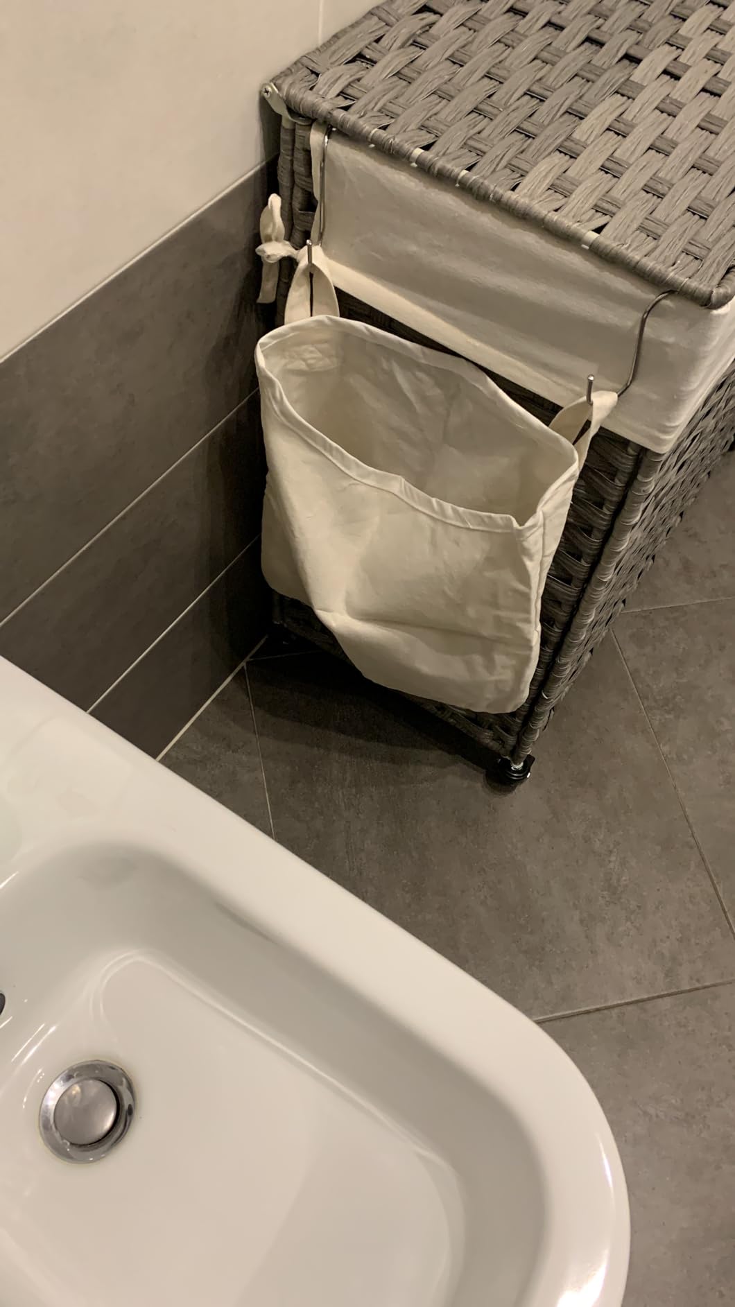 Songmics Cesto Portabiancheria 140L Grigio 3 Scomparti con Ruote