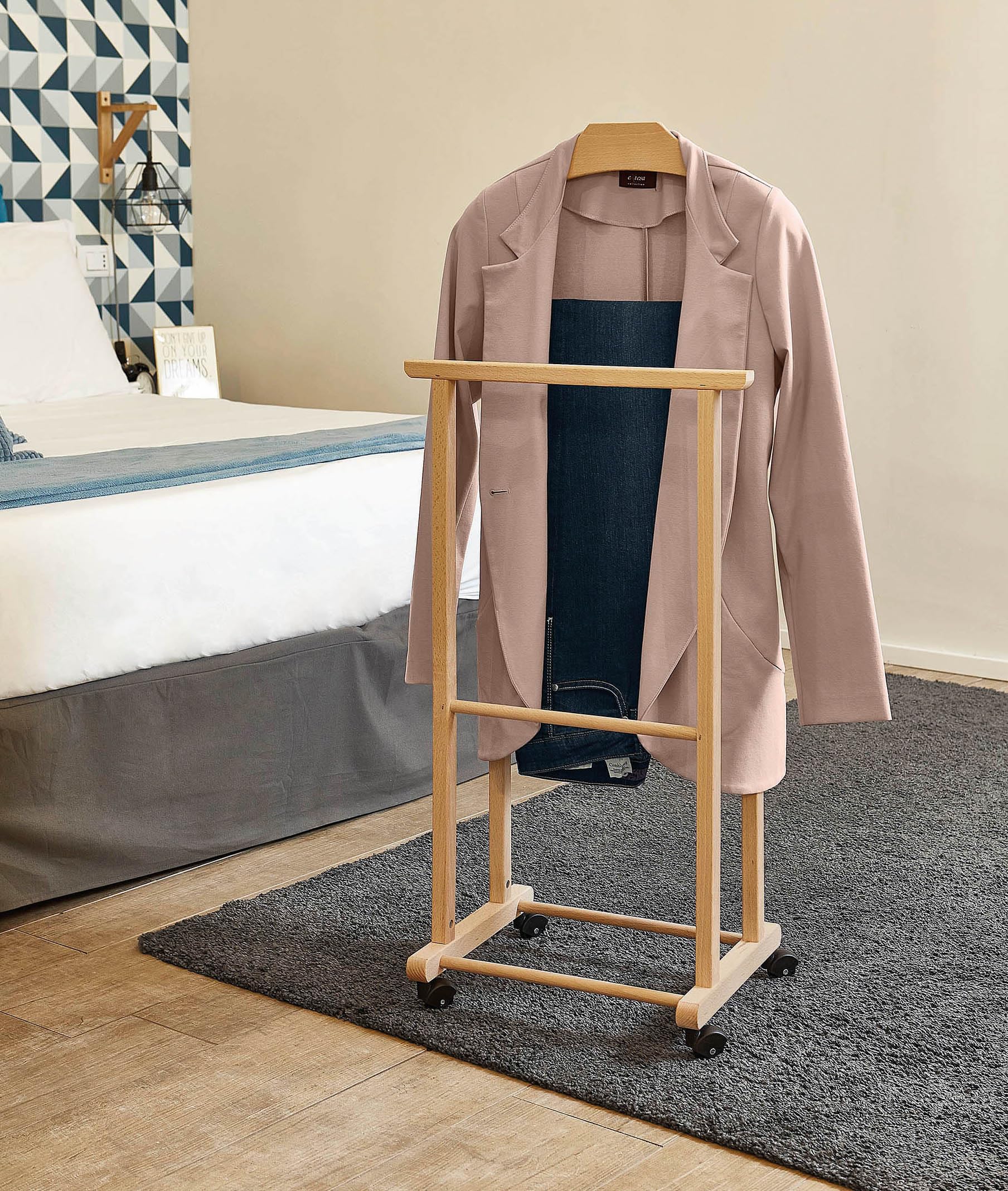 DOMO PAK LIVING Indossatore Legno Naturale 47x36x104 con Ruote