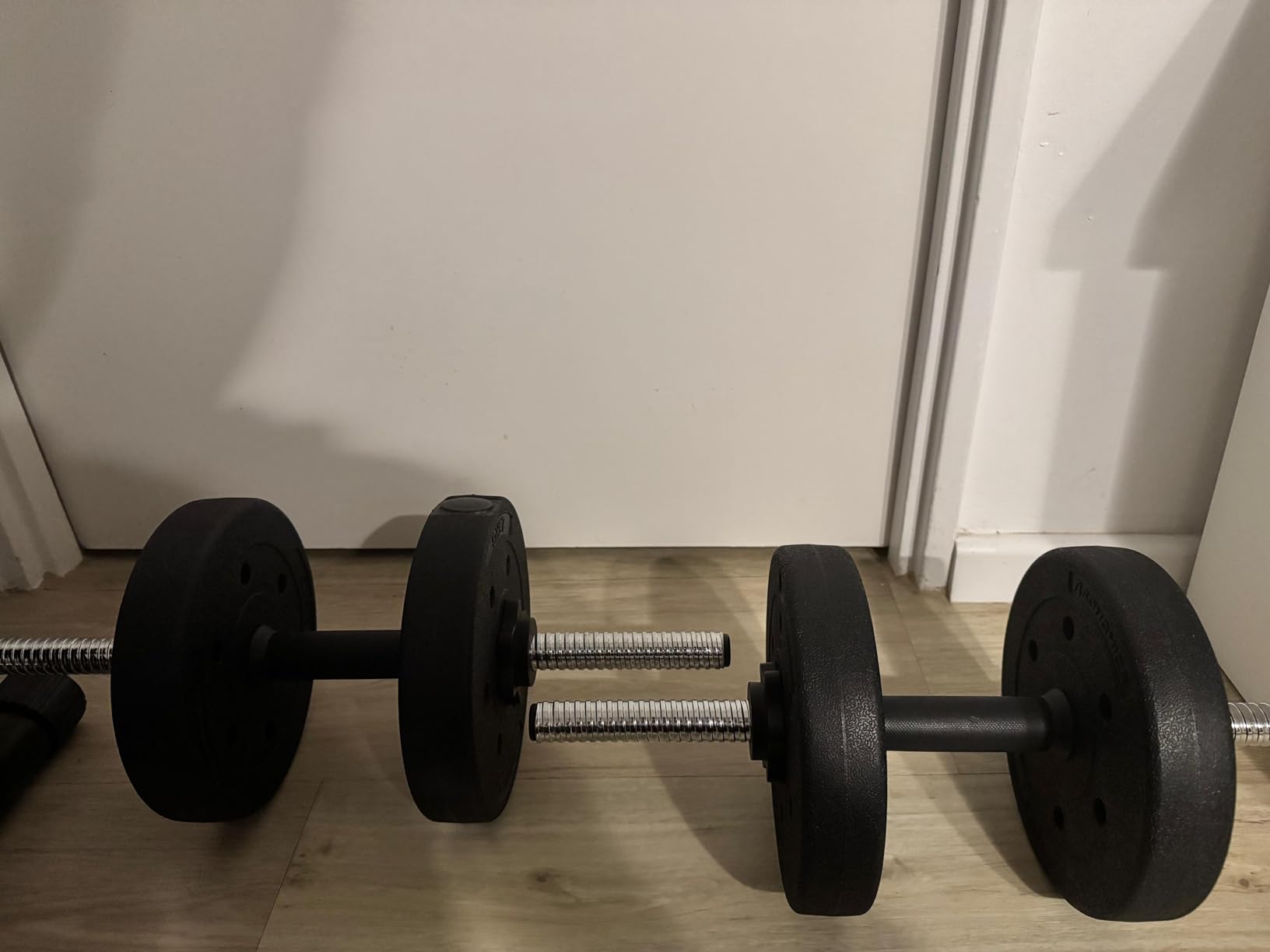 Songmics 2 in 1 Set Manubri 2 x 15 kg Nero Regolabile