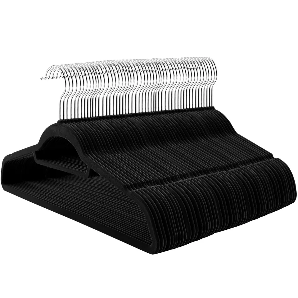 Songmics CRF100B grucce velluto nere 100 pezzi salvaspazio