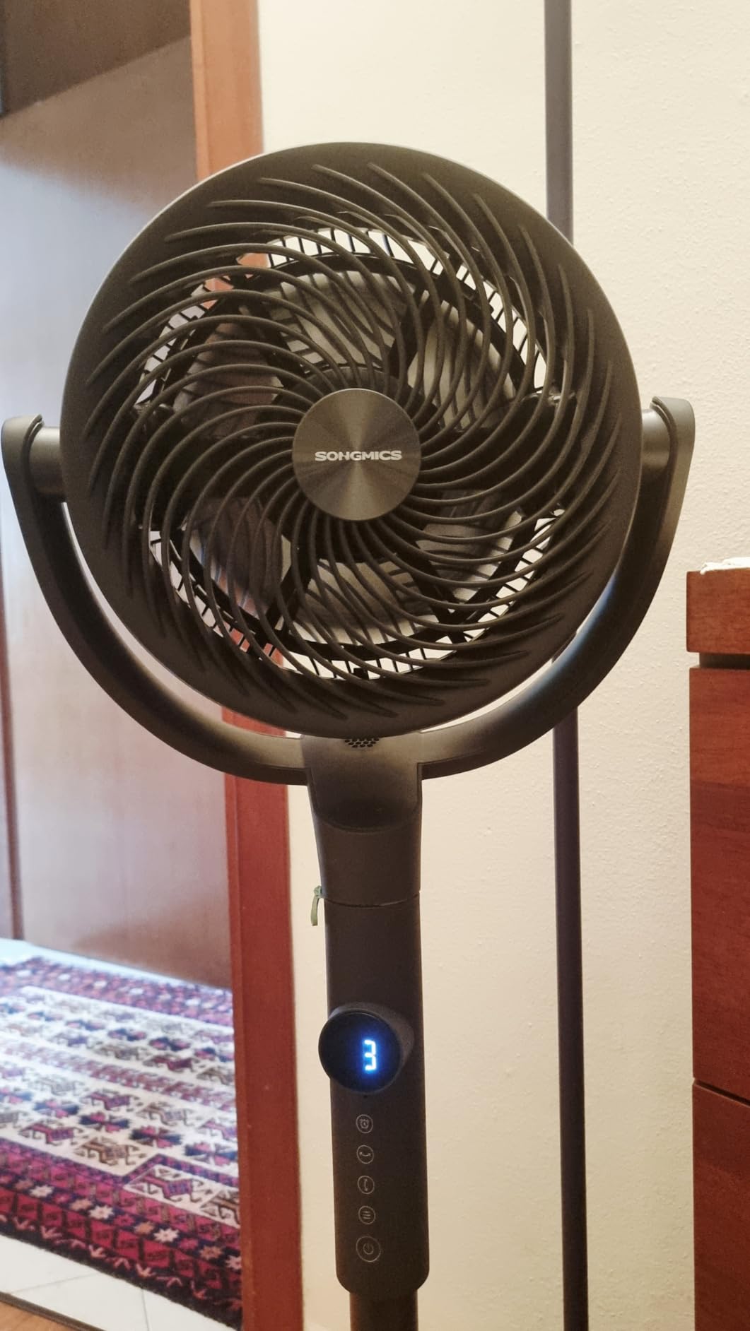 Songmics XFC002B1EU ventilatore piantana nero 20 dB