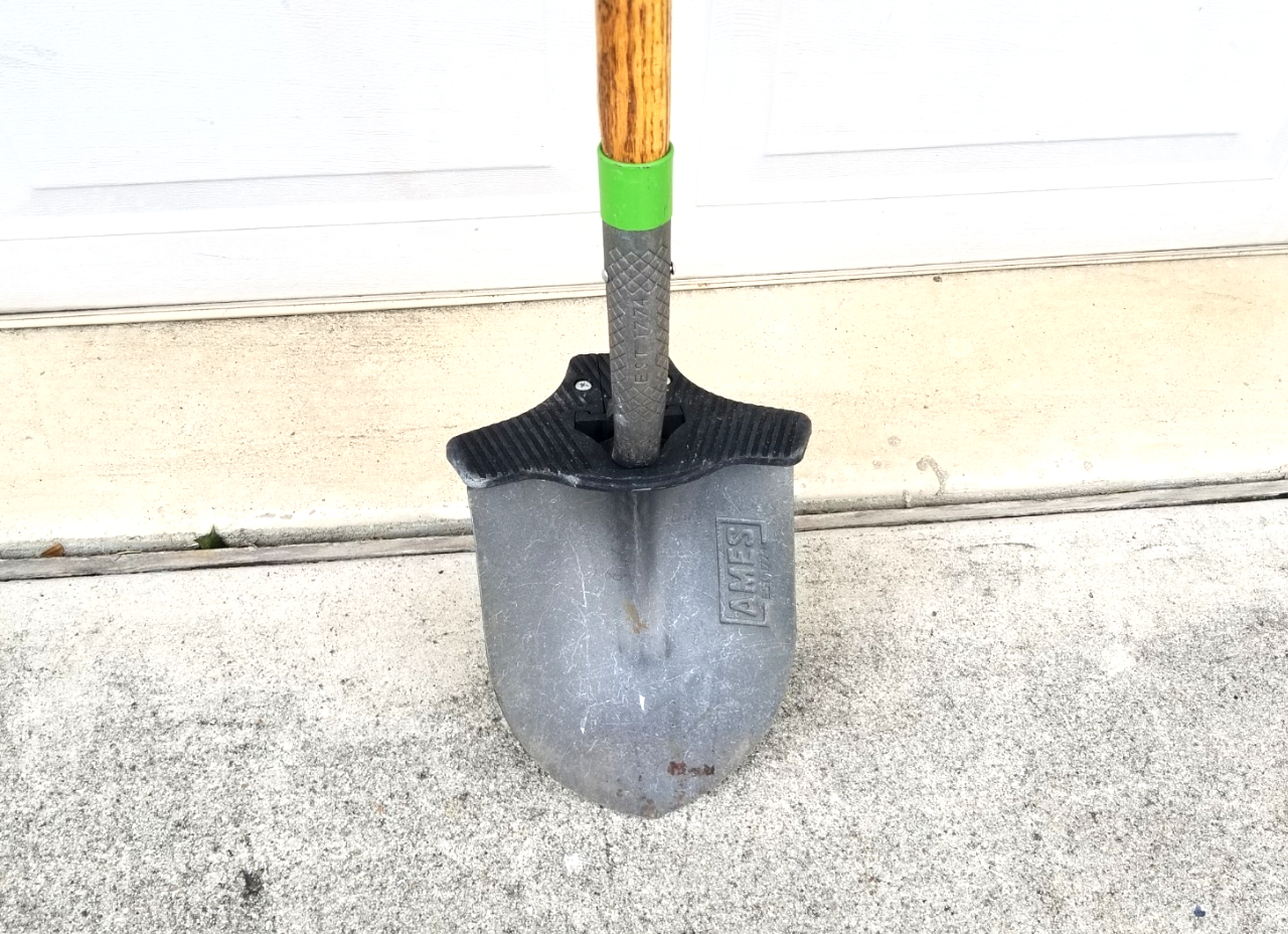 West ONE Shovel Mate pala compatta da giardino