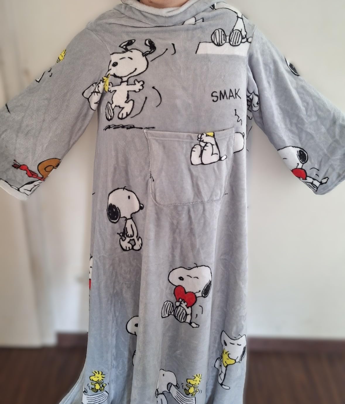 Kanguru Coperta con Maniche Snoopy Grigia 140x180 cm
