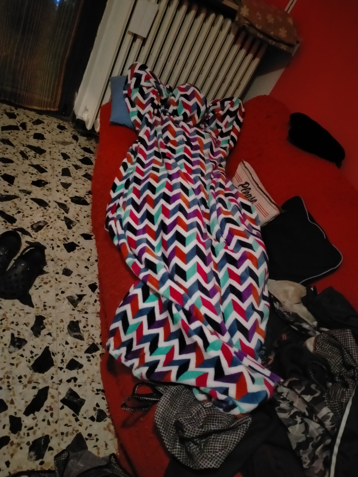 Kanguru Coperta con Maniche Righe Plaid Pile 140x210 cm
