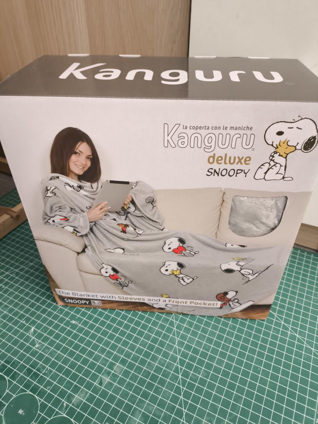 Kanguru Coperta con Maniche Snoopy Grigia 140x180 cm