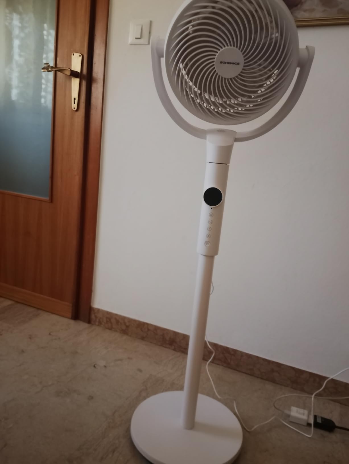 Songmics XFC002B1EU ventilatore piantana nero 20 dB